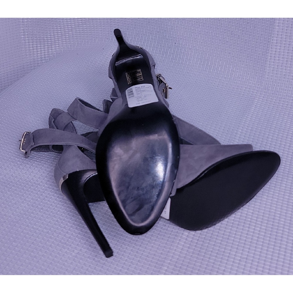 NEW‎ Burberry Open Toe Strappy Gray Heeled Booties US 7.5 / EU 37.5   $995 - Picture 11 of 13